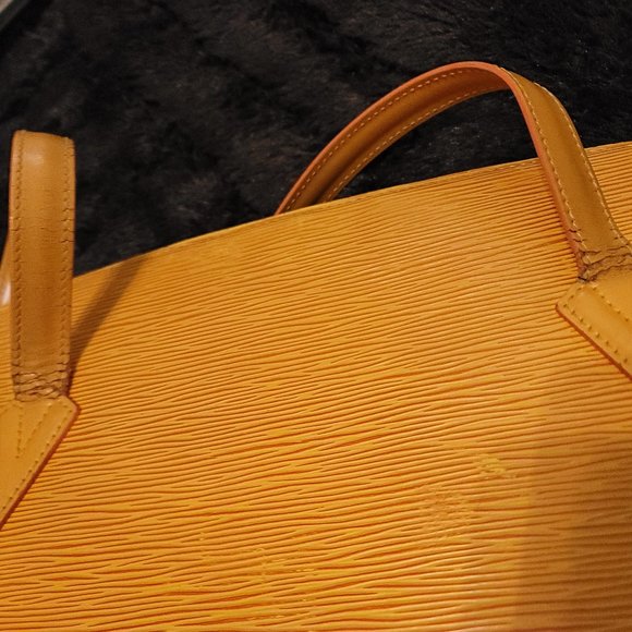 LOUIS VUITTON YELLOW EPI PURSE AND WALLET - Picture 12 of 12